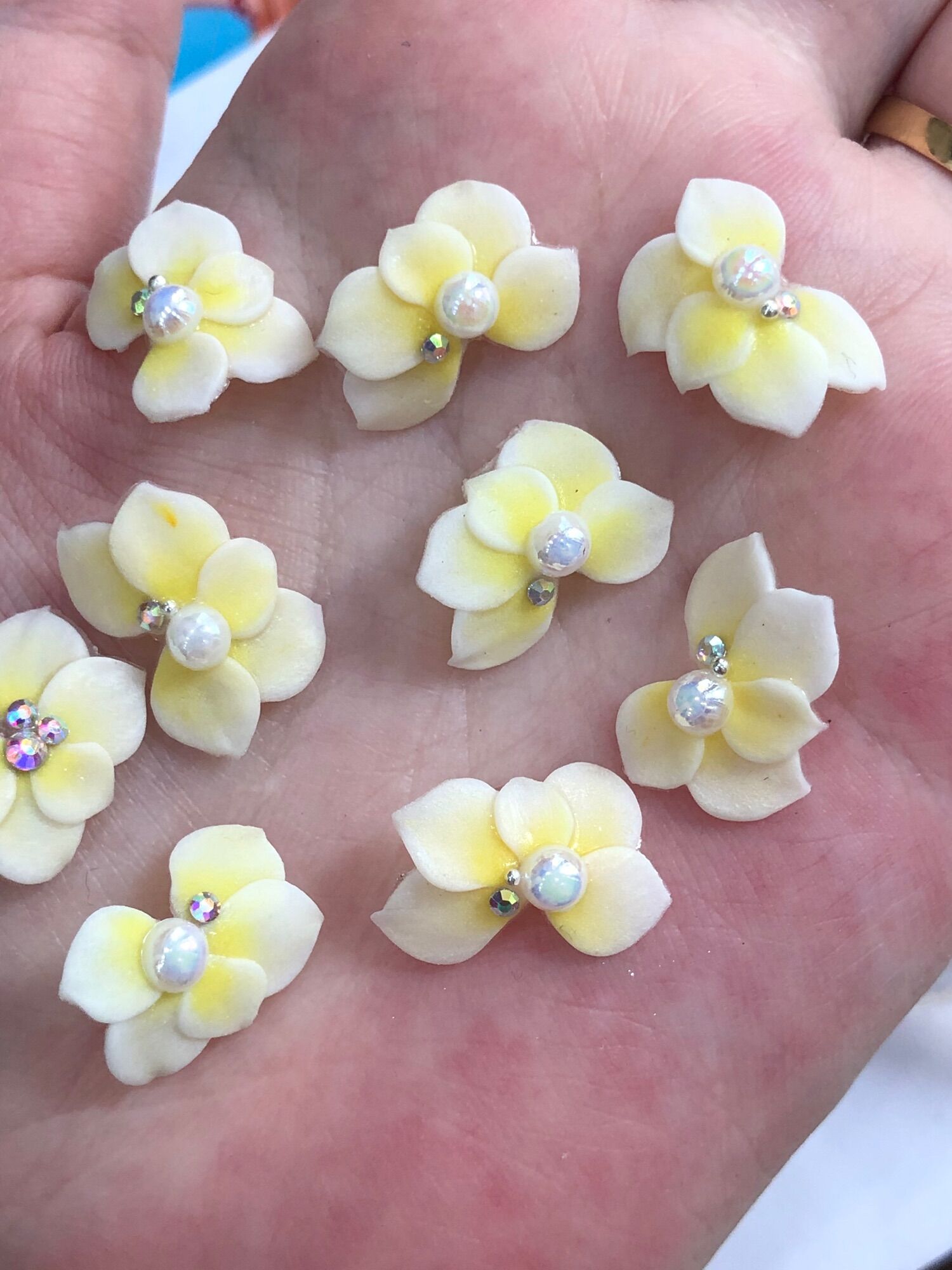 Hoa bột chân - phụ kiện nail- hoa chân 5 cánh