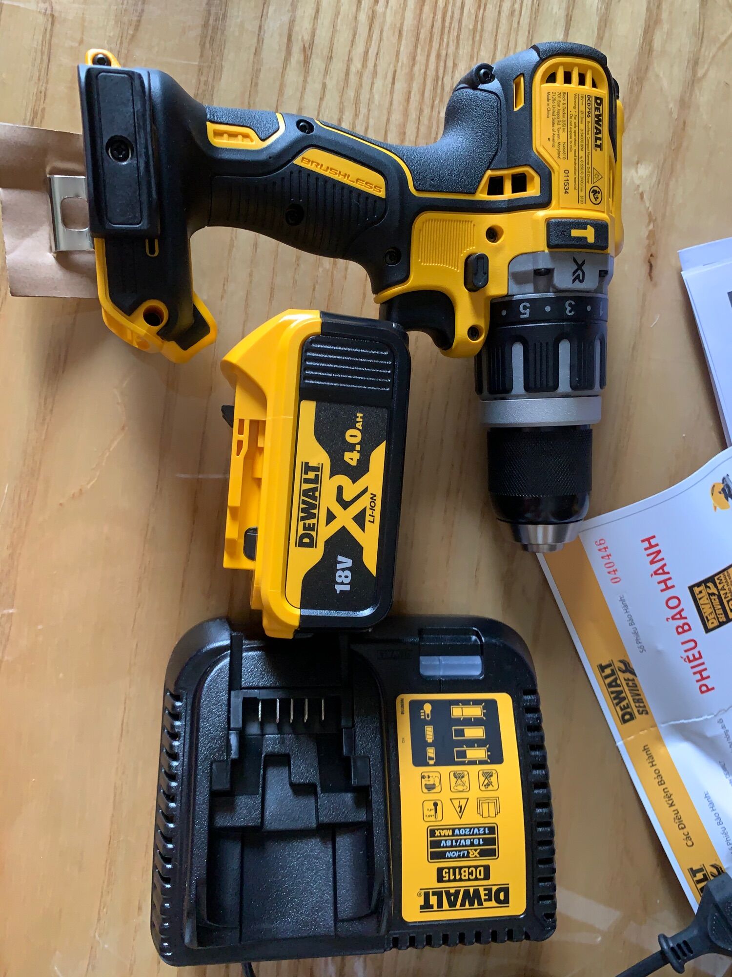 [HCM]Dewalt DCD796 BH 36 tháng