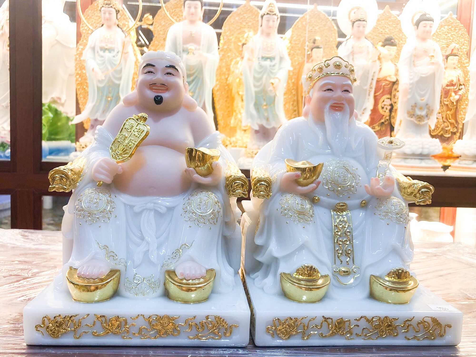 [Thổ địa-Thần tài] Tượng thần tài thổ địa bằng đá áo trắng, tay cầm ngọc như ý may mắn