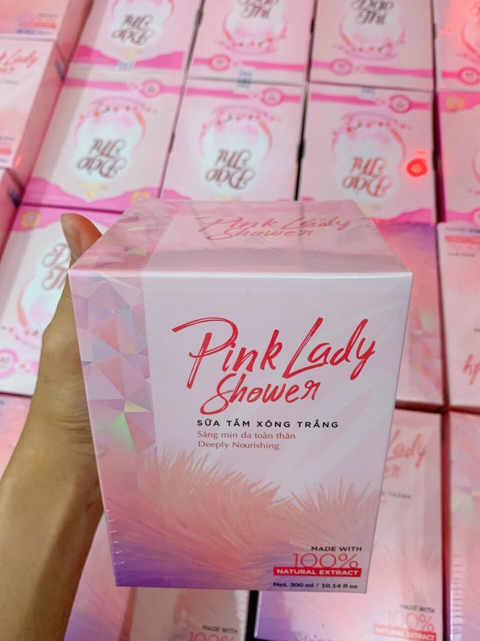 Sữa Tắm Xông Trắng Siêu Thơm Pink Lady