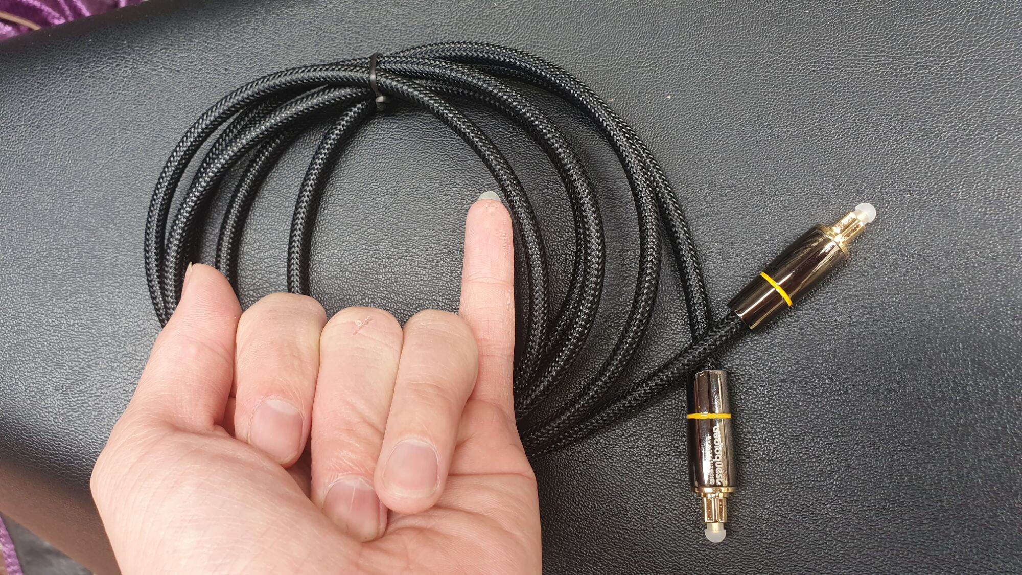 Dây quang Audioquest Bãi thương Hiệu Mỹ (USA)