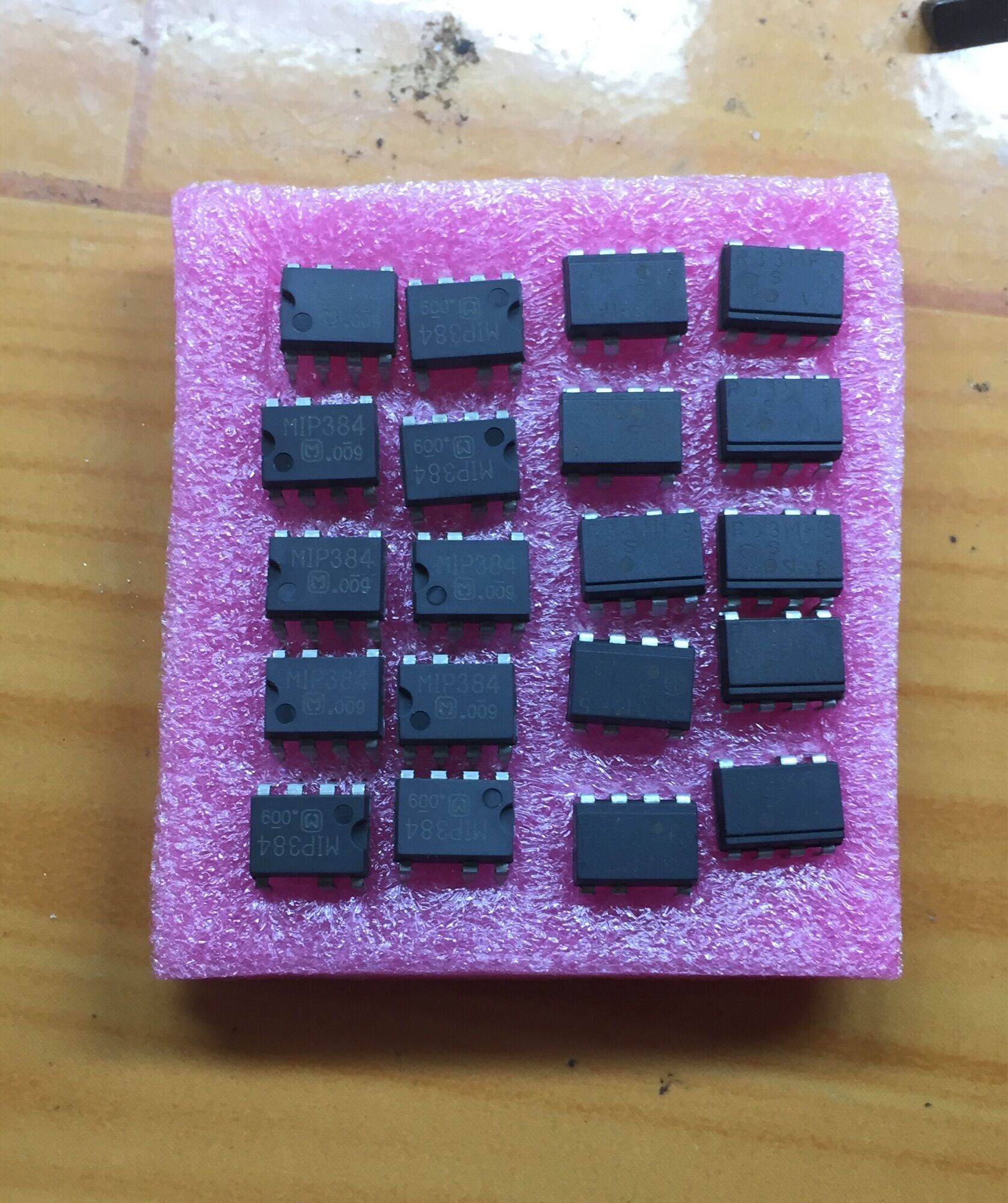ic nguồn MiP384 DiP-7