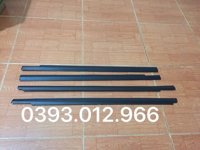 NẸP CHÂN KÍNH NGOÀI DAEWOO MATIZ 2