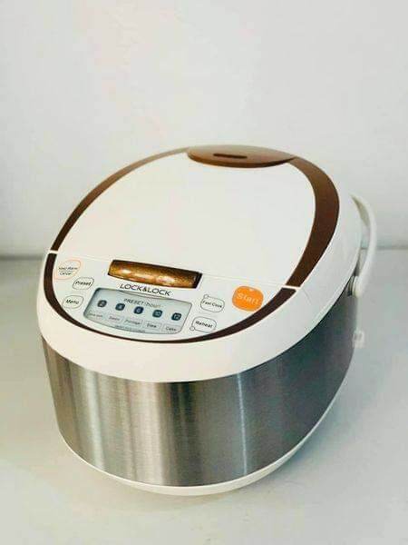 NỒI CƠM ĐIỆN TỬ LOCK&LOCK EJR351BRW 1,8L
