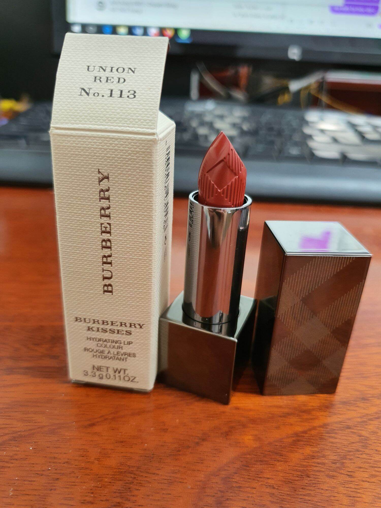 Son burberry 113 (đỏ thuần) chuẩn auth 100% 