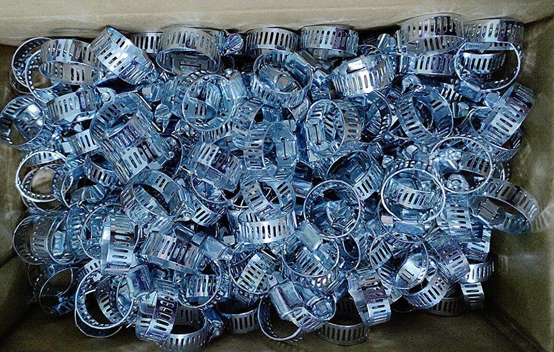 Hộp 200 cái  khoá van bình gas ( cổ dê)