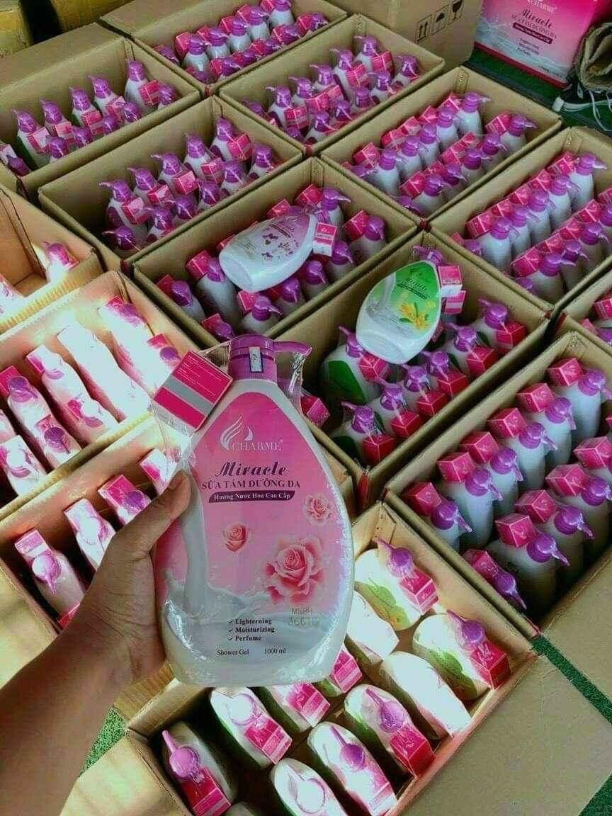 [HCM]Sữa tắm chame hồng 1000ml + tặng nước hoa