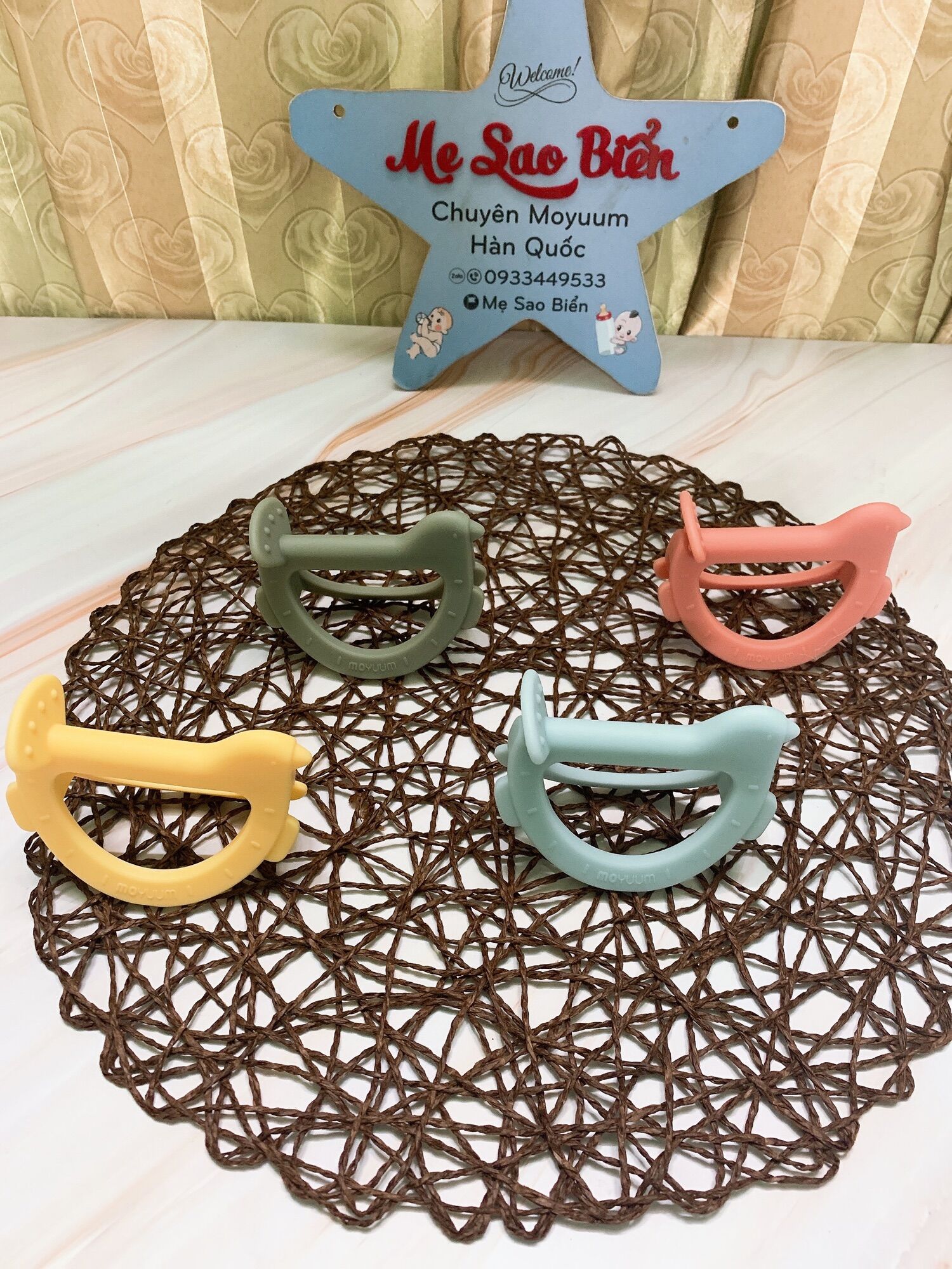 (Tặng hộp đựng) Gặm nướu Moyuum Hàn Quốc chính hãng
