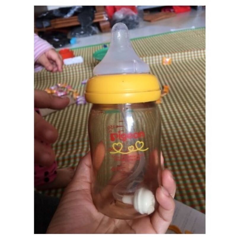 Van chống sặc bình cổ rộng