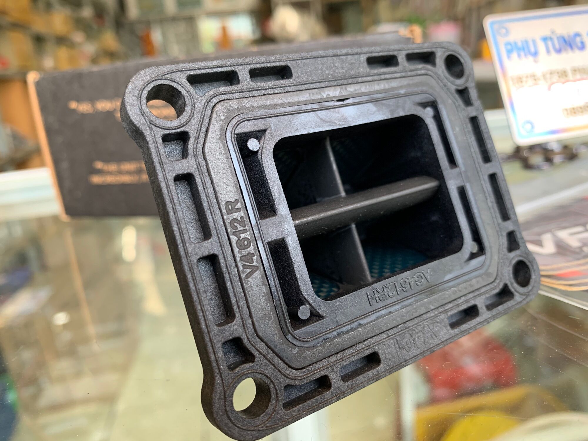 [HCM]Lưỡi gà V4R Yaz zin