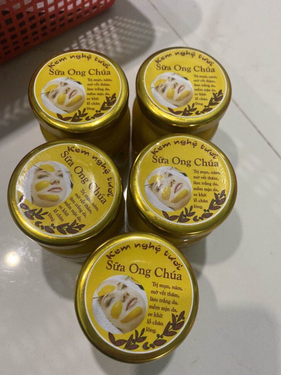 kem nghệ sữa ong chúa