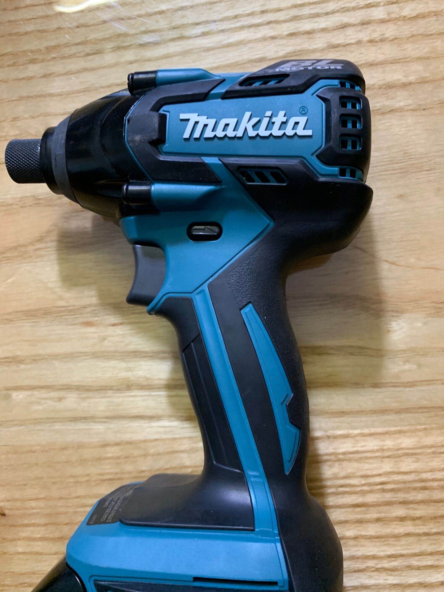 [HCM]Thân máy Makita xdt 08