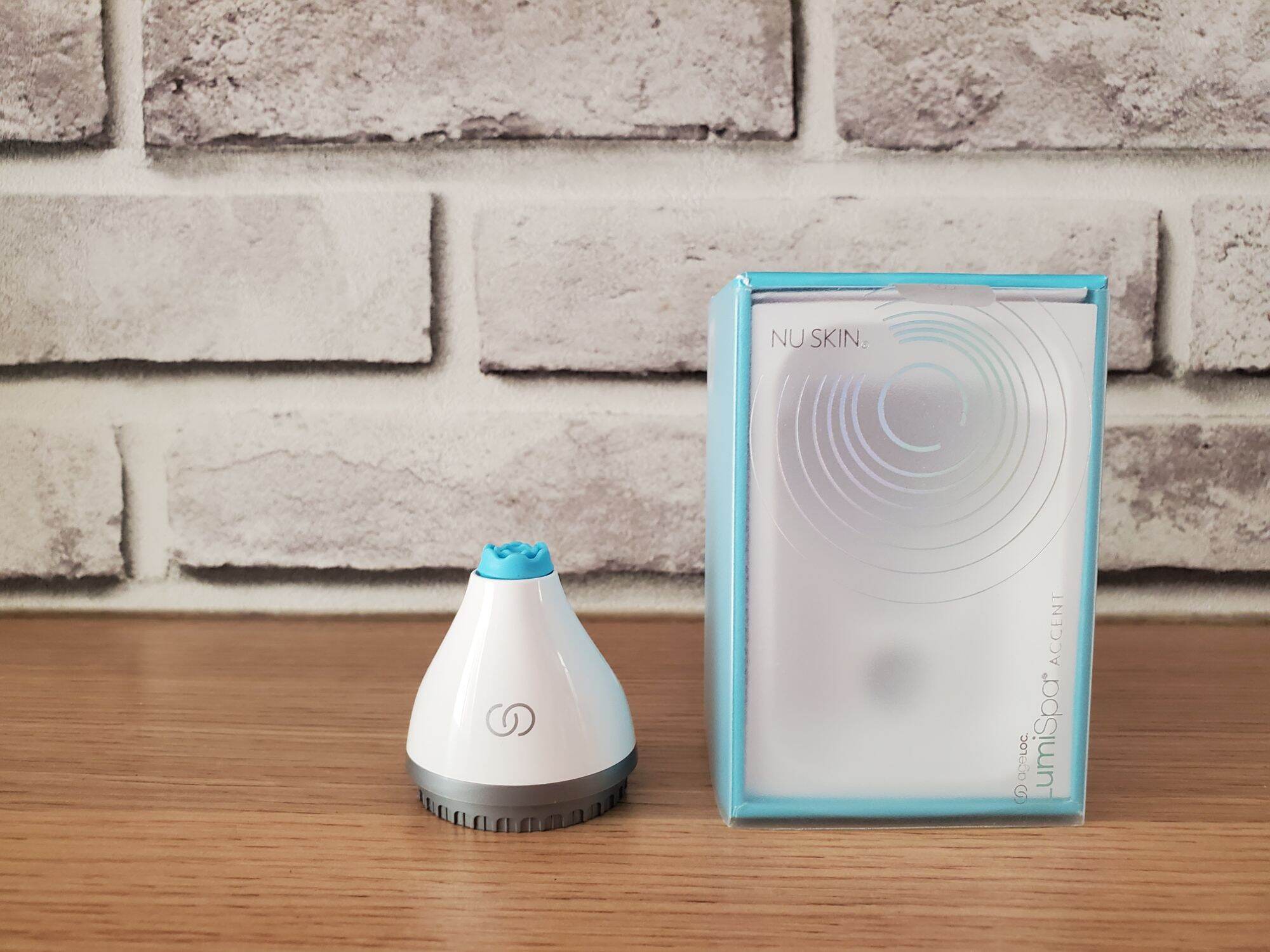 Đầu massage mắt Nuskin