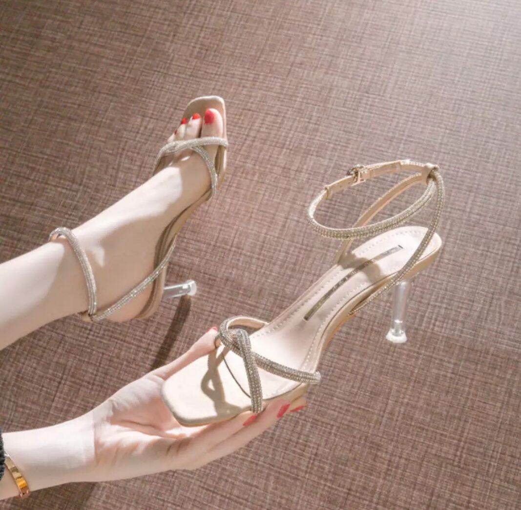 [HCM][BẢO HÀNH 5 NĂM] Xăng đan Giày cao gót gót nhọn trong suốt 5 phân quai đan chéo đính đá lấp lánh size 32 đến 44