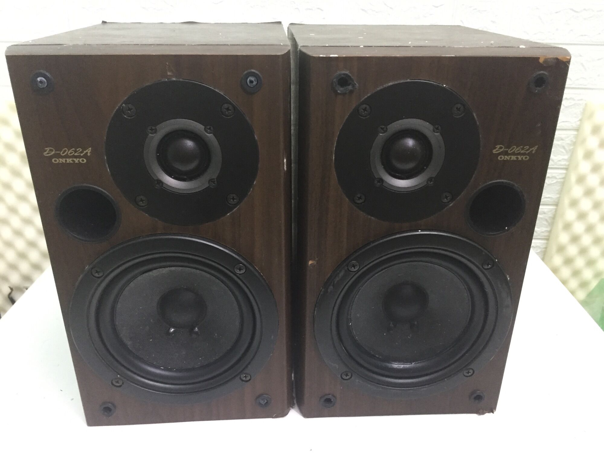 Loa onkyo d062a