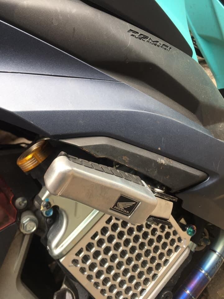 Gác Chân Sau HONDA Cánh Chim