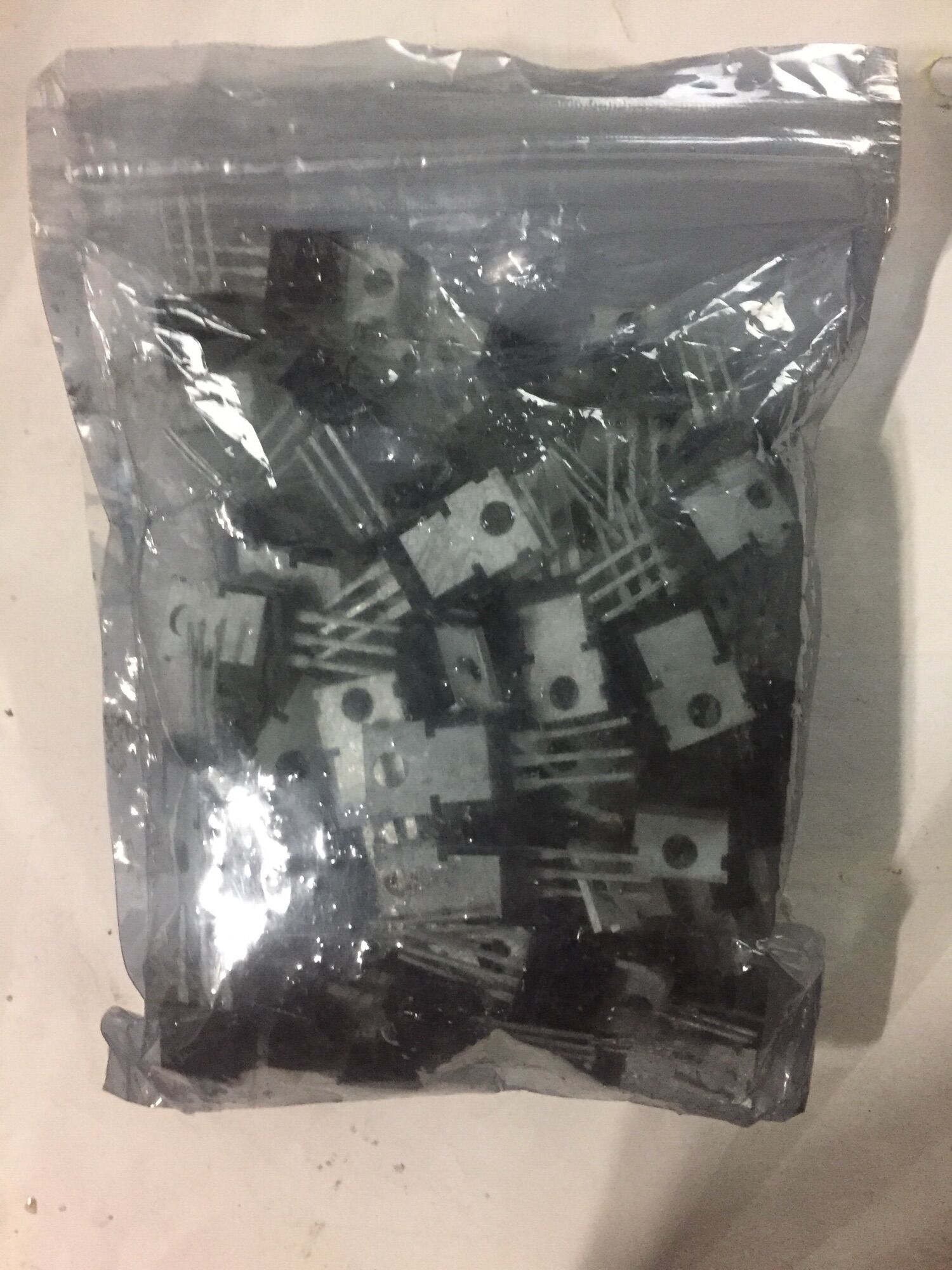 Mosfet IRF3205