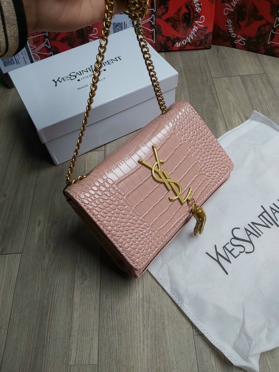 Túi cluth YSLaurent 22cm da bóng rắn, fullbox (chuẩn hàng đẹp)
