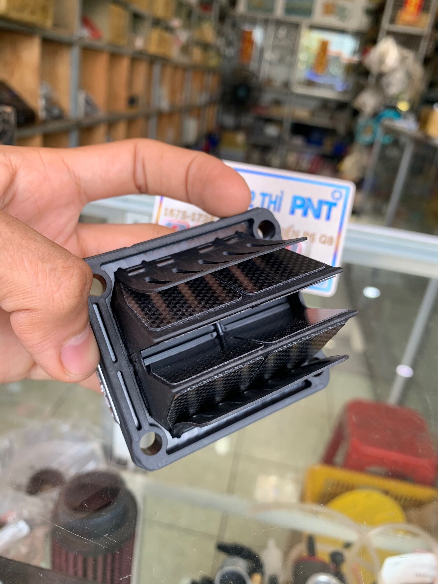 [HCM]Lưỡi gà V4R Yaz zin