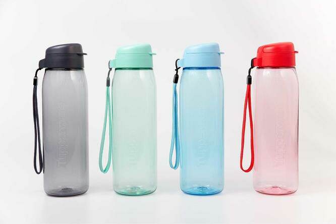 Bình nước chịu nhiệt cao có quai cầm chắc chắn Tupperware Lohas Flask 750ml