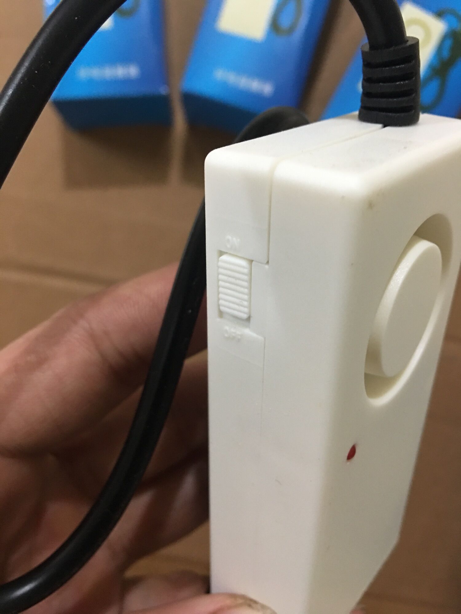 Chuông báo mất điện,cúp điện 1 pha 220v