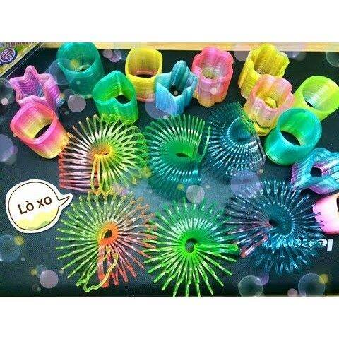 Đồ chơi cầu vồng lò so cao cấp ( đường kính 7cm)