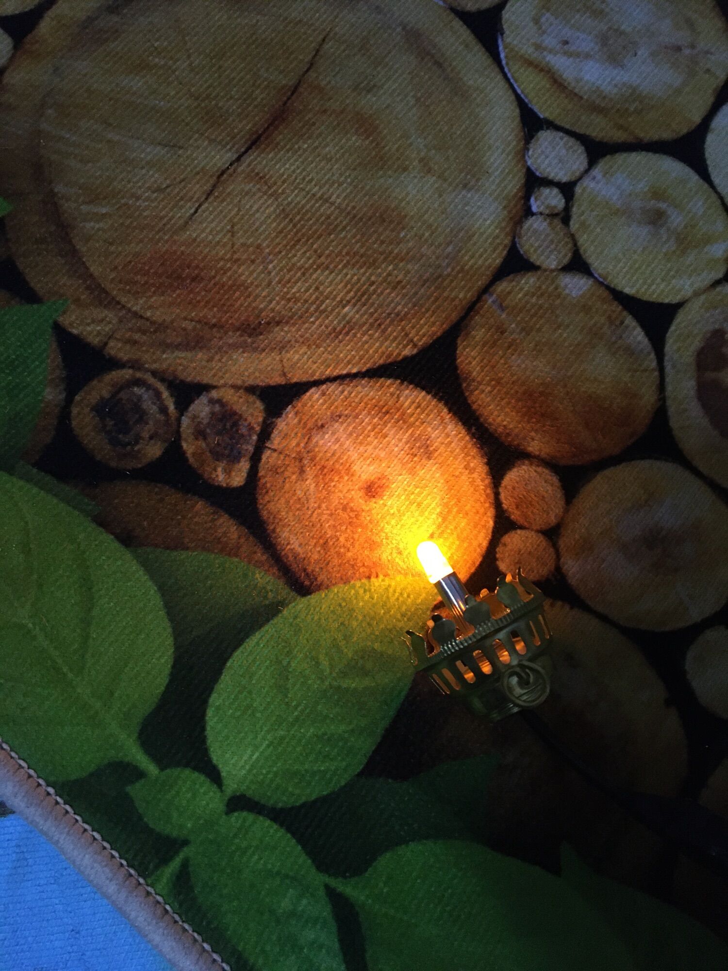 Bóng đèn thờ led dùng thay thế đèn dầu