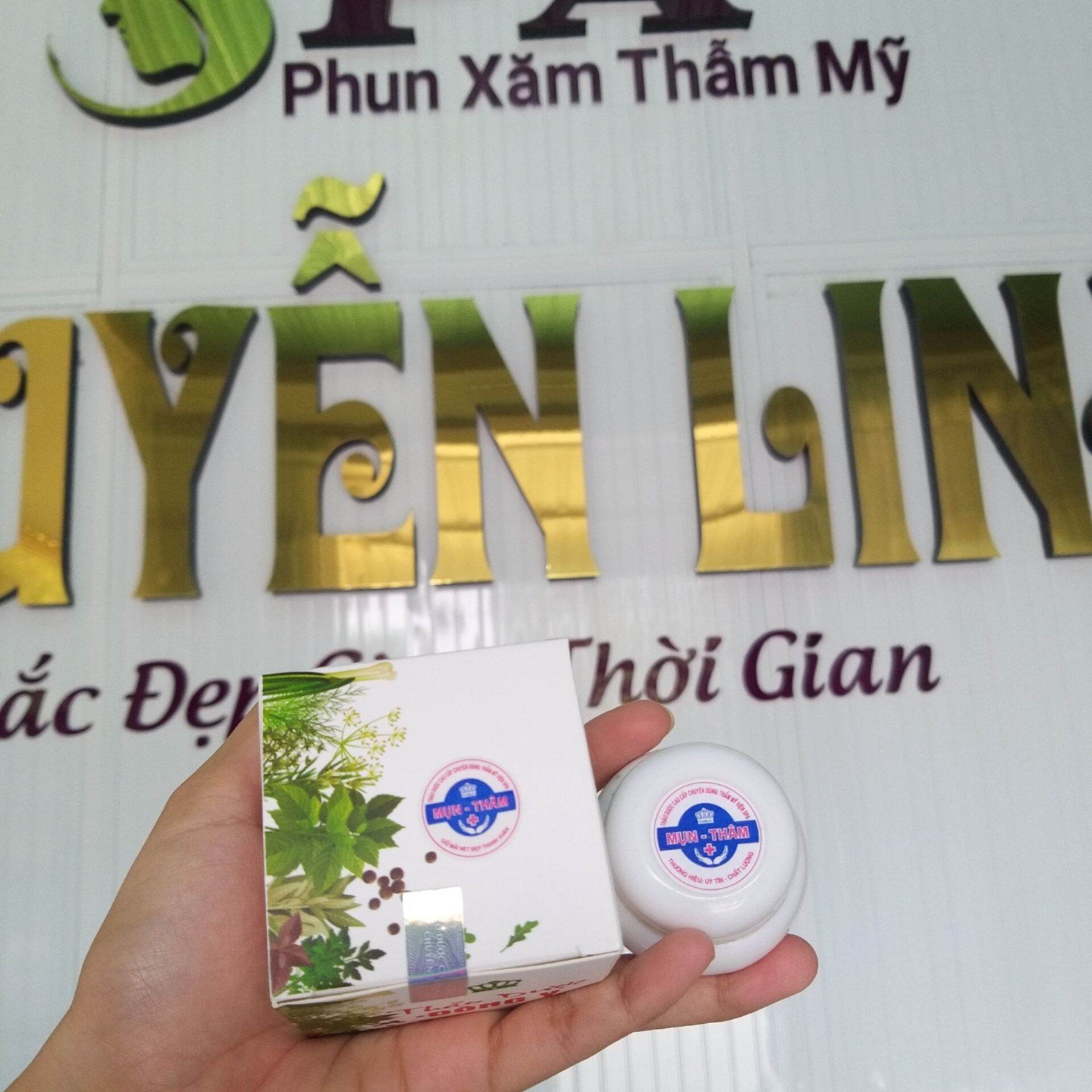 Kem Mụn Mờ Thâm Se Khích Lổ Chân Lông