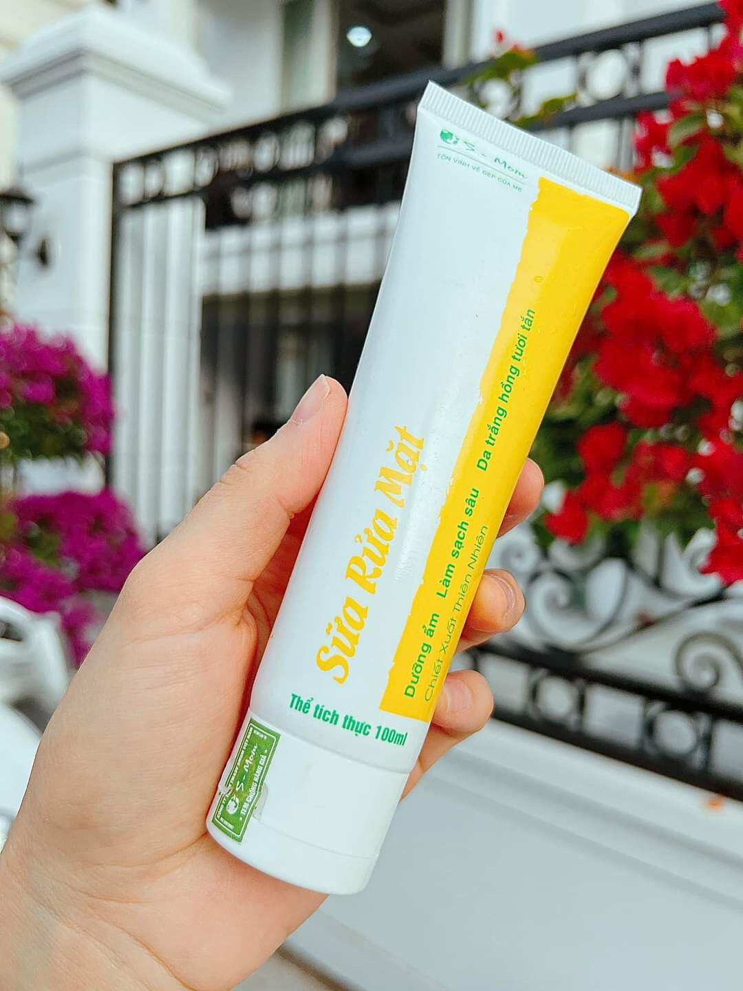 Sữa Rửa Mặt nghệ S-Mom mềm mịn da - chính hãng