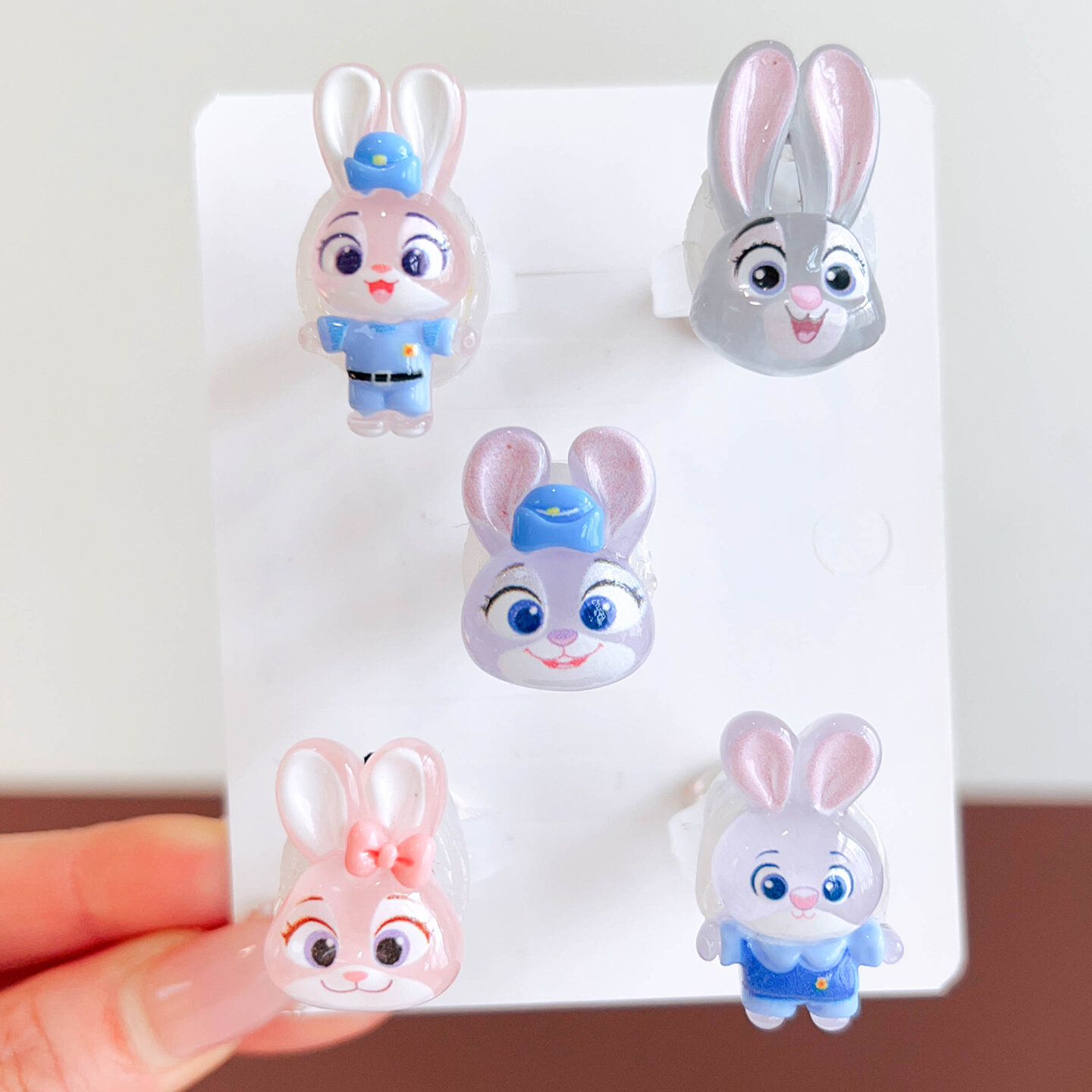 Bộ Nhẫn Dán Hình Cartoon Cho Bé Gái