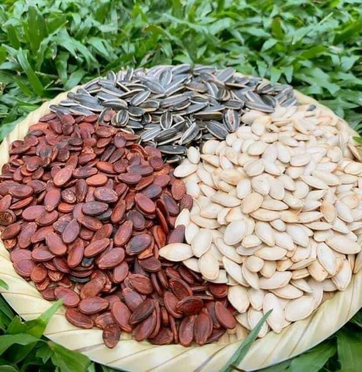 Hạt mix 3 vị rang củi (Hướng dương- Hạt dưa- Bí trắng) 350g