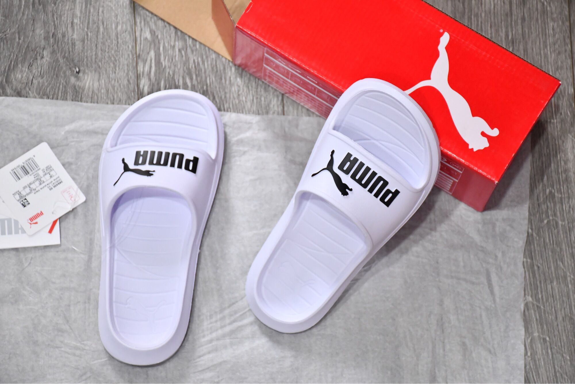 Dép Puma Divecat giảm giá 50%