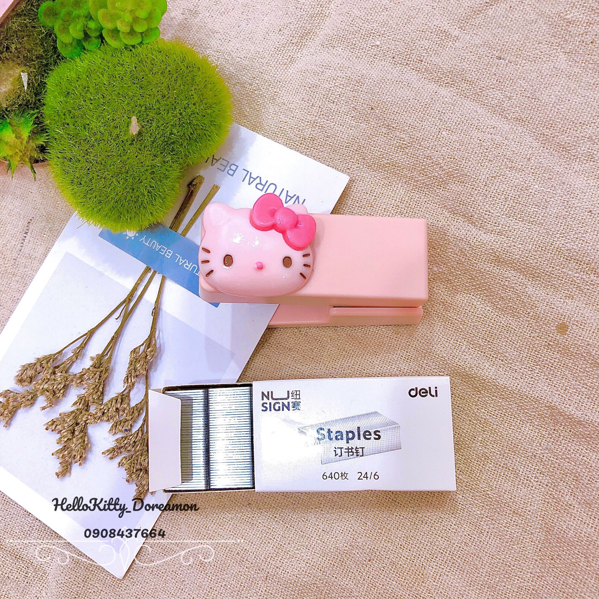 Bấm Kim HelloKitty Doreamon