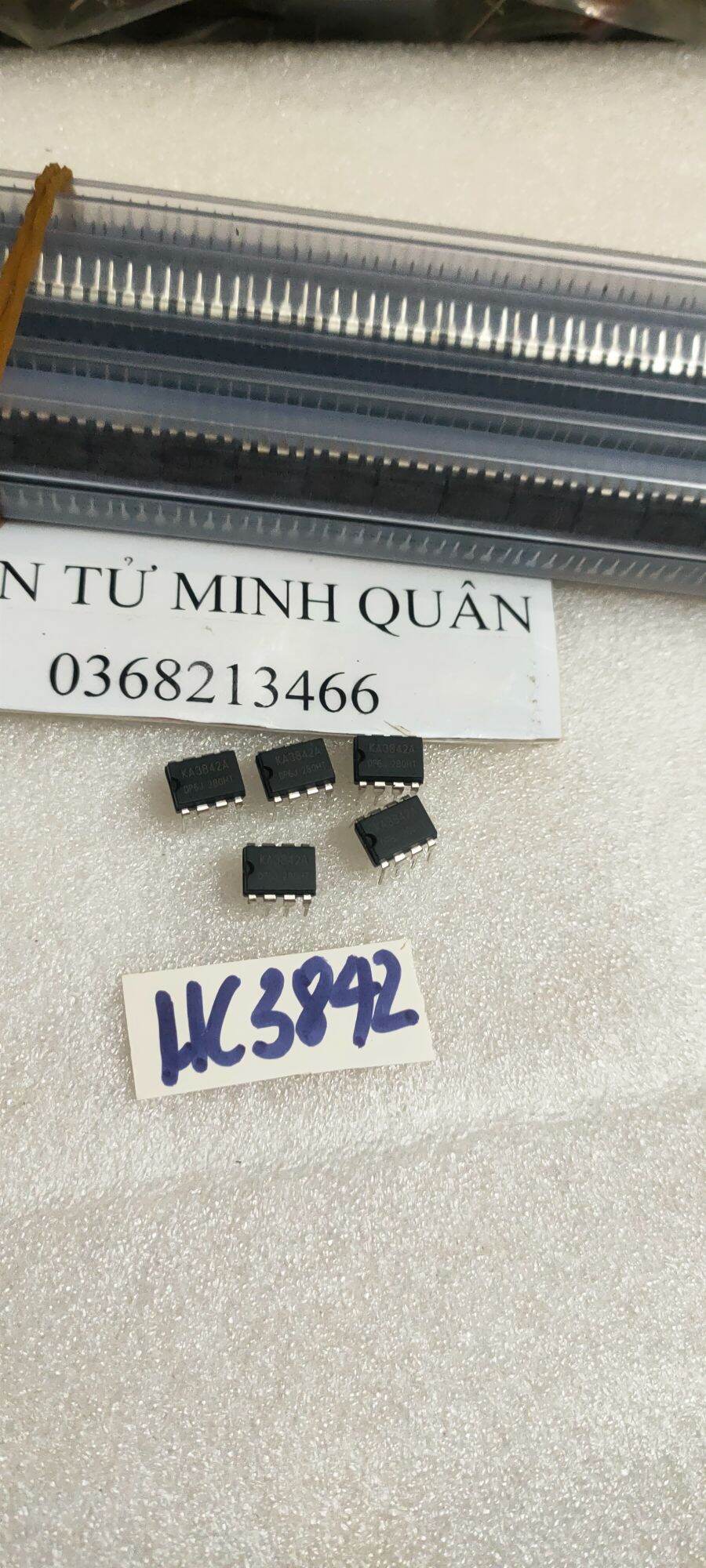 5 con lC UC3842 chân cắm