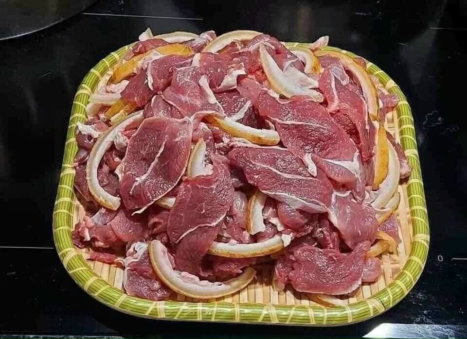 1kg ĐÙI NAI TƯƠI có da (giao nhanh TpHCM)