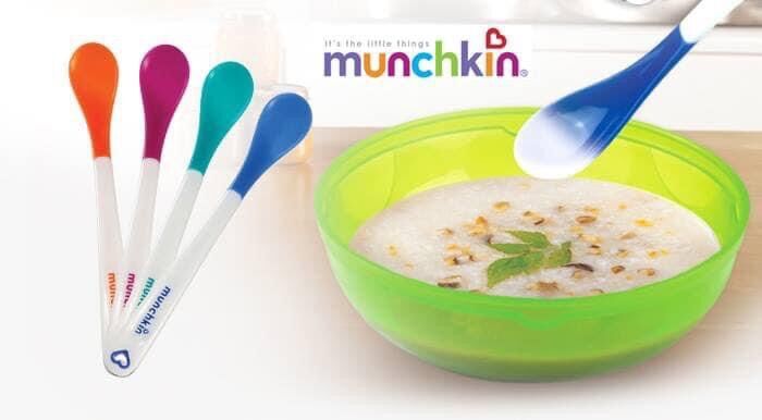 Thìa báo nóng ăn dặm Munchkin Mỹ cho bé
