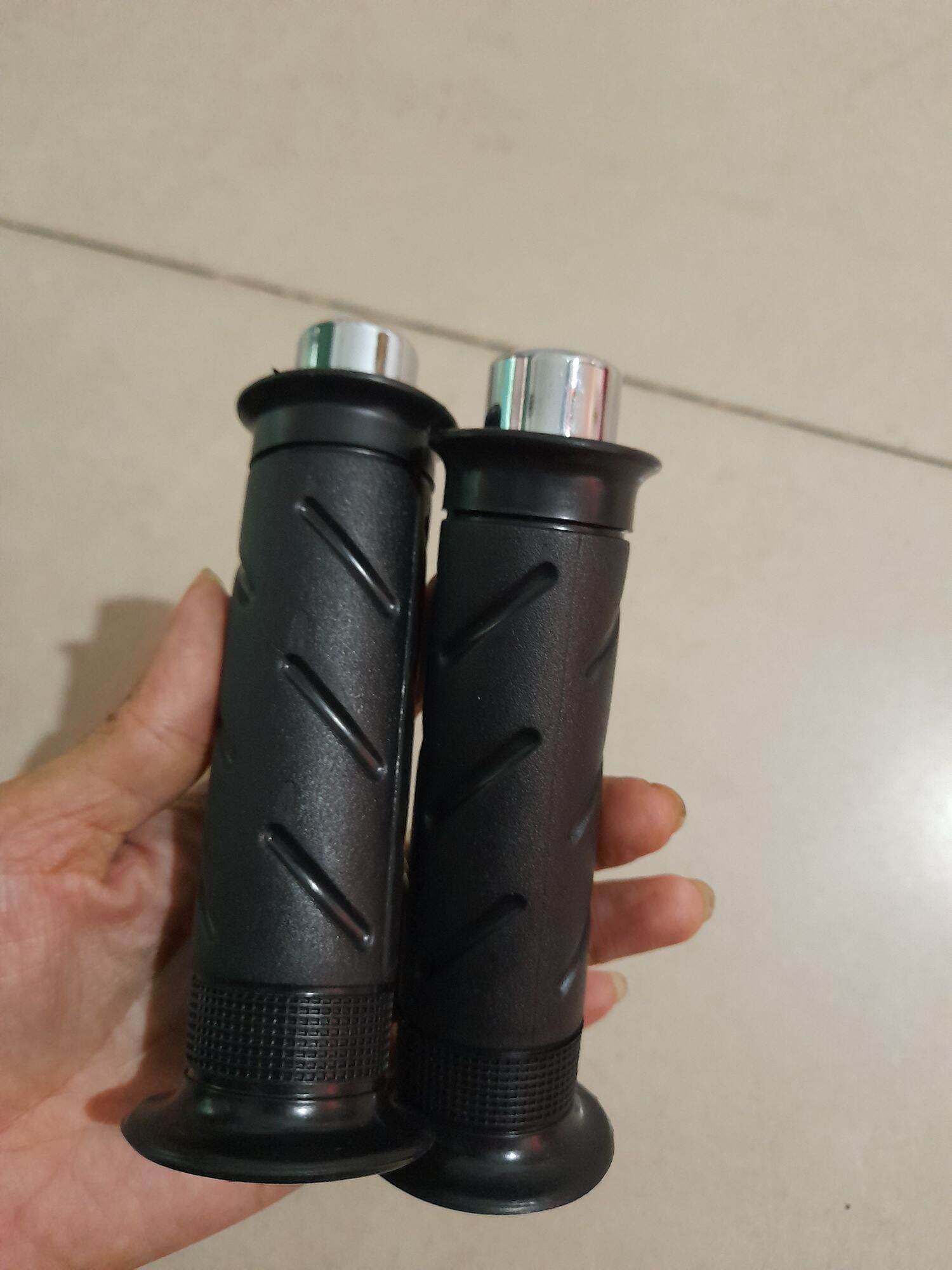 Bao tay Wave gù đen và xi