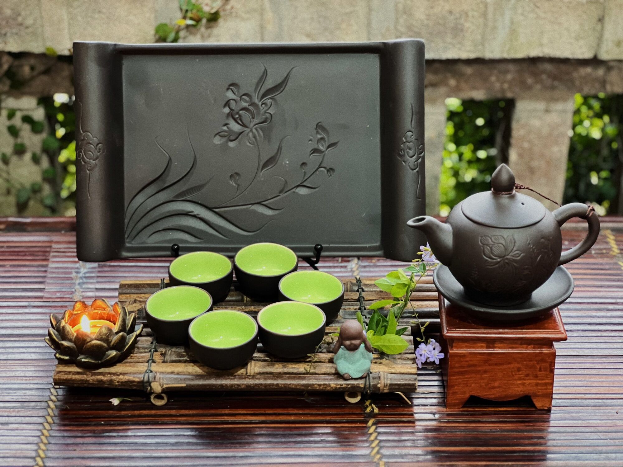 Bộ ấm trà tử sa. Gốm sứ Bát Tràng.