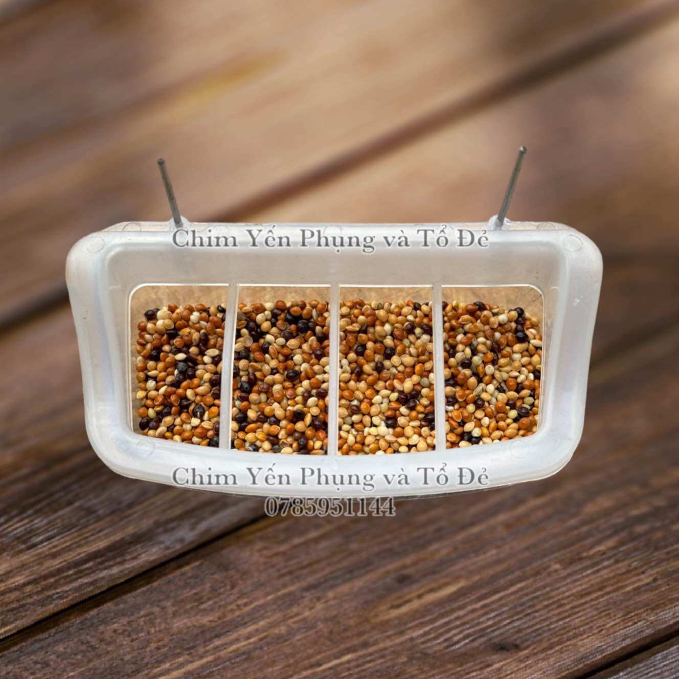 Máng ăn 4 ngăn chống vẩy cho Chim Cảnh [có móc kẽm].