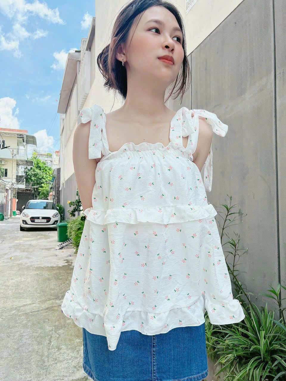 Áo Hai Dây Tầng Cột Dây Bèo