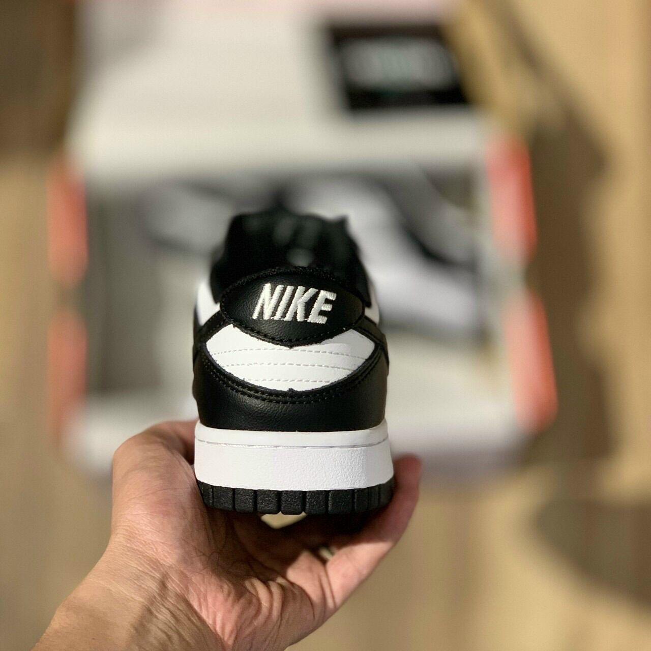 ( 18shoes ) Giày thể thao SB dunk đen trắng ( full box + ảnh thật )