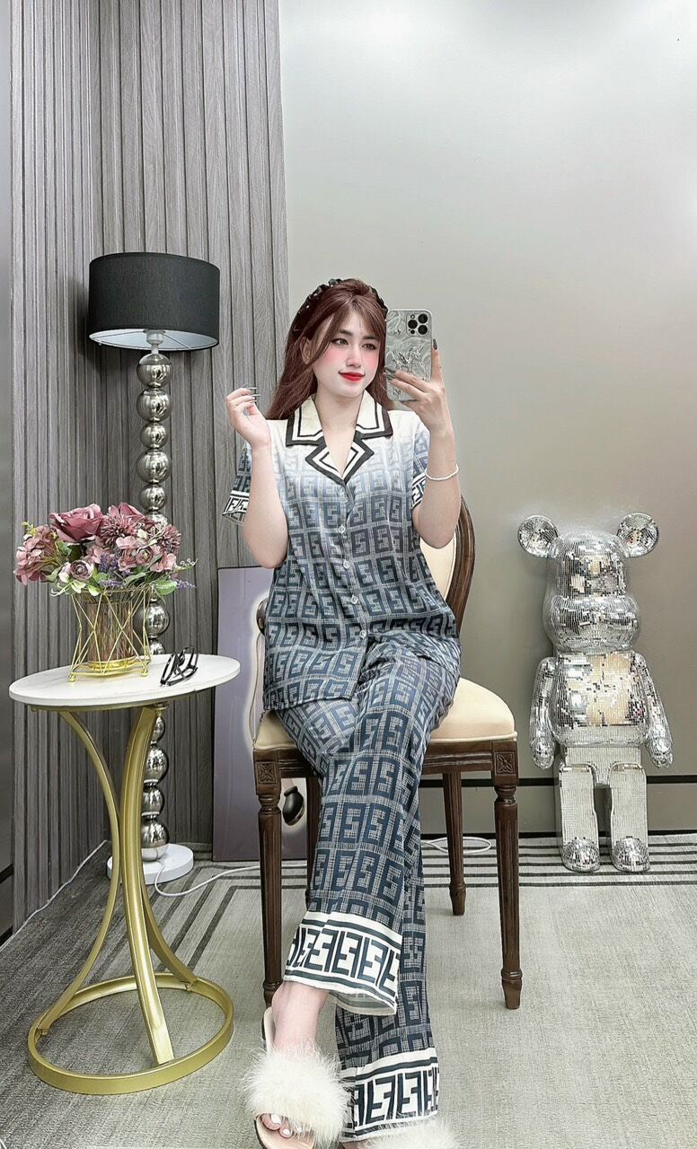 Đồ bộ tay ngắn lụa mềm cao cấp. Hàng thiết kế chuẩn from