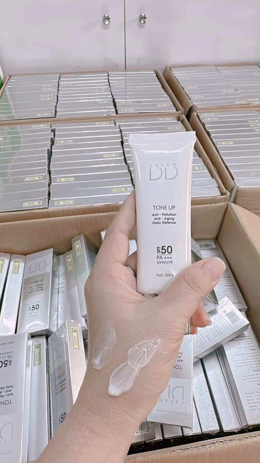 KEM CHỐNG NẮNG DƯỠNG ẨM DR CELL TUÝP 50ml