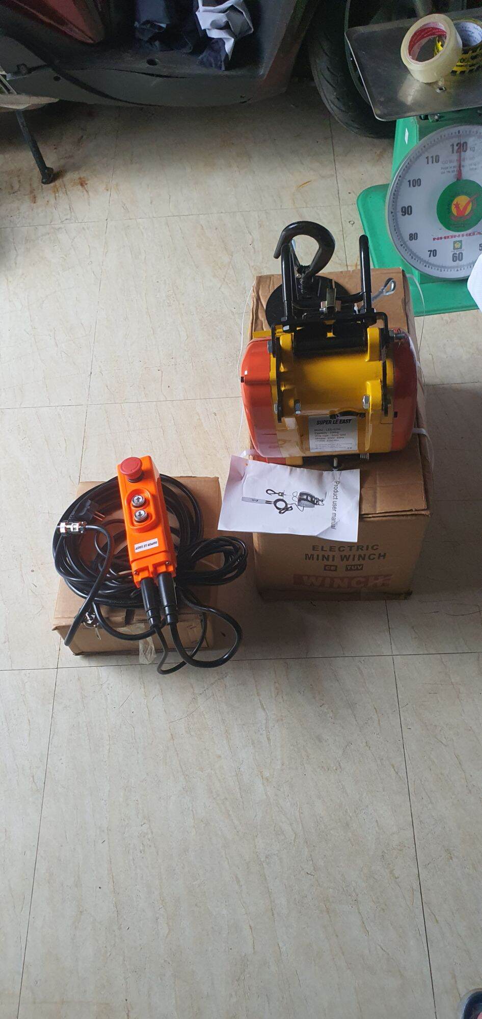 Tời Than 230kg ( 28m/p) 1200w