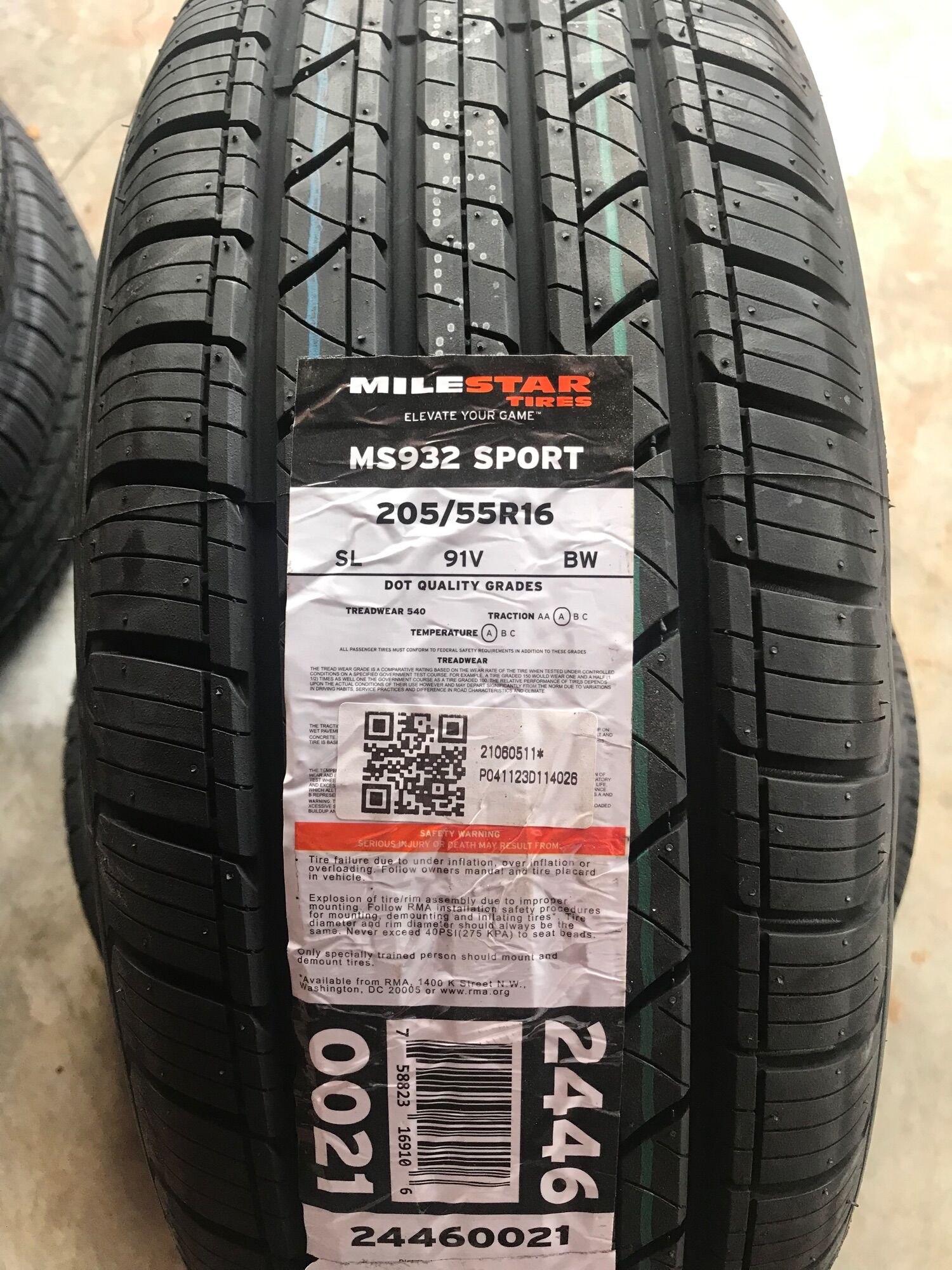 Lốp xe XPANDER: 205/55R16 91V Lốp MILESTAR MS932 Sports-Thương hiệu tiêu chuẩn Mỹ lốp chất lượng cao....TOP 1 bán chạy