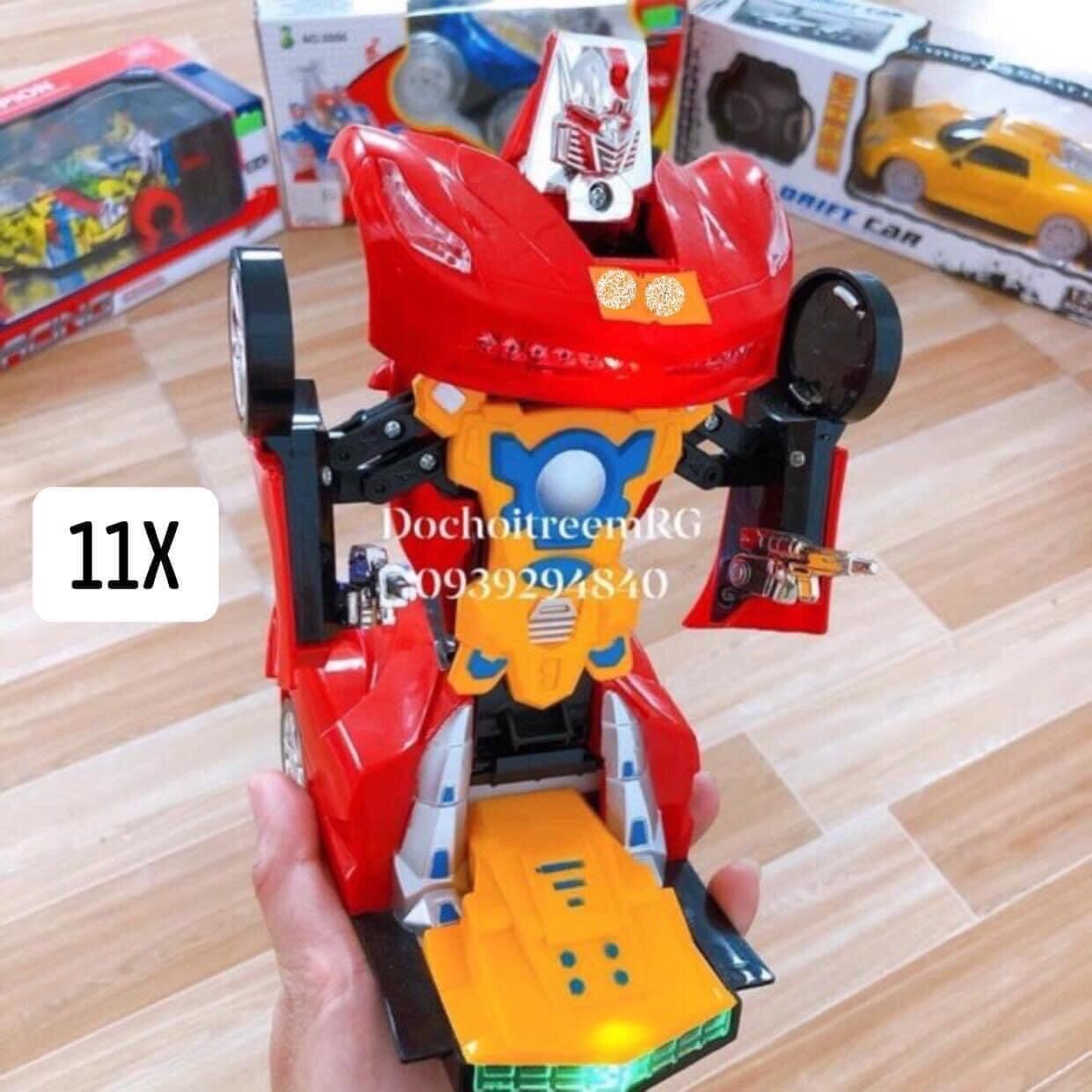 Xe robot biến hình dùng pin có đèn và nhạc