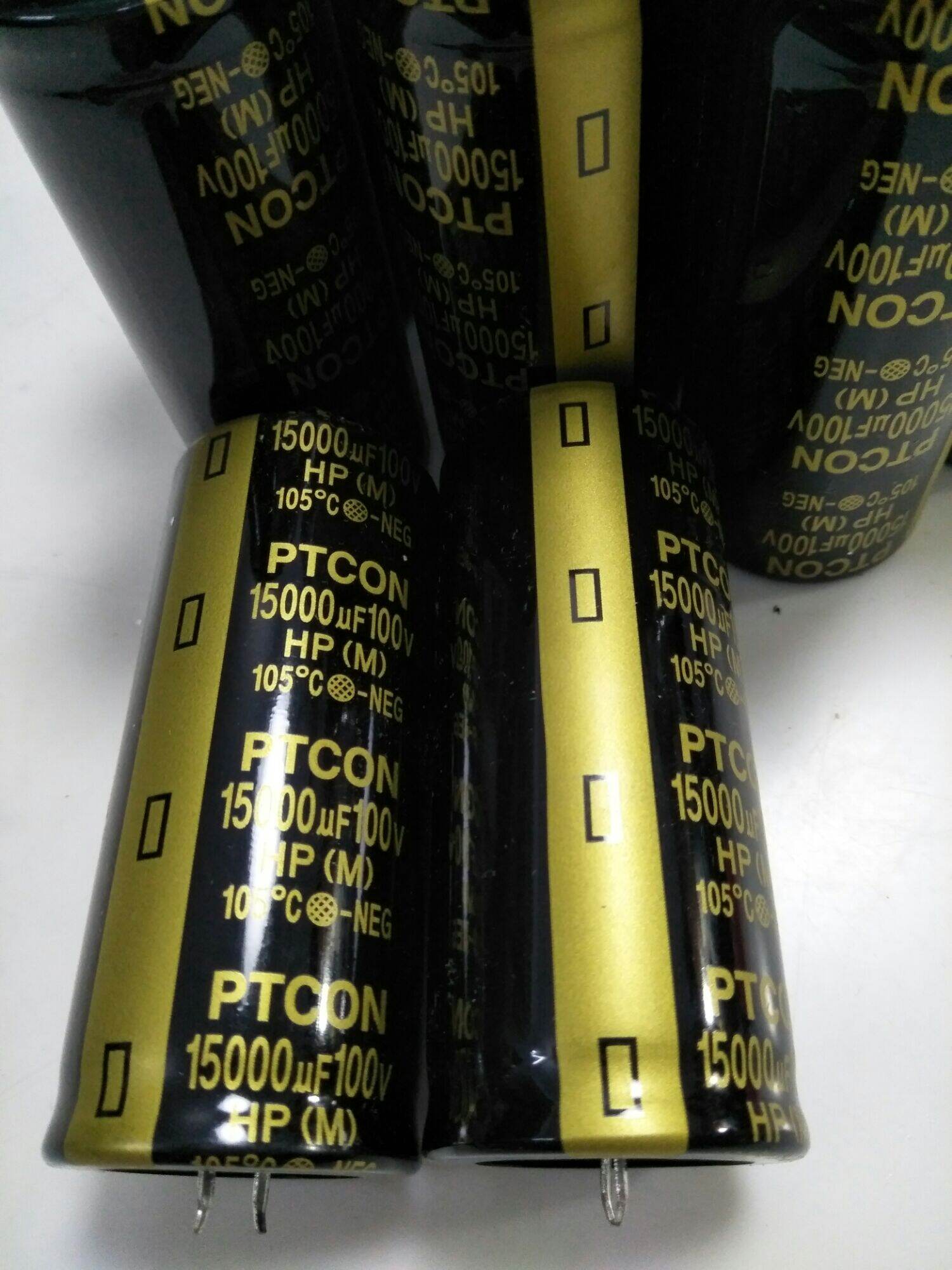 Tụ 100v-15000u
