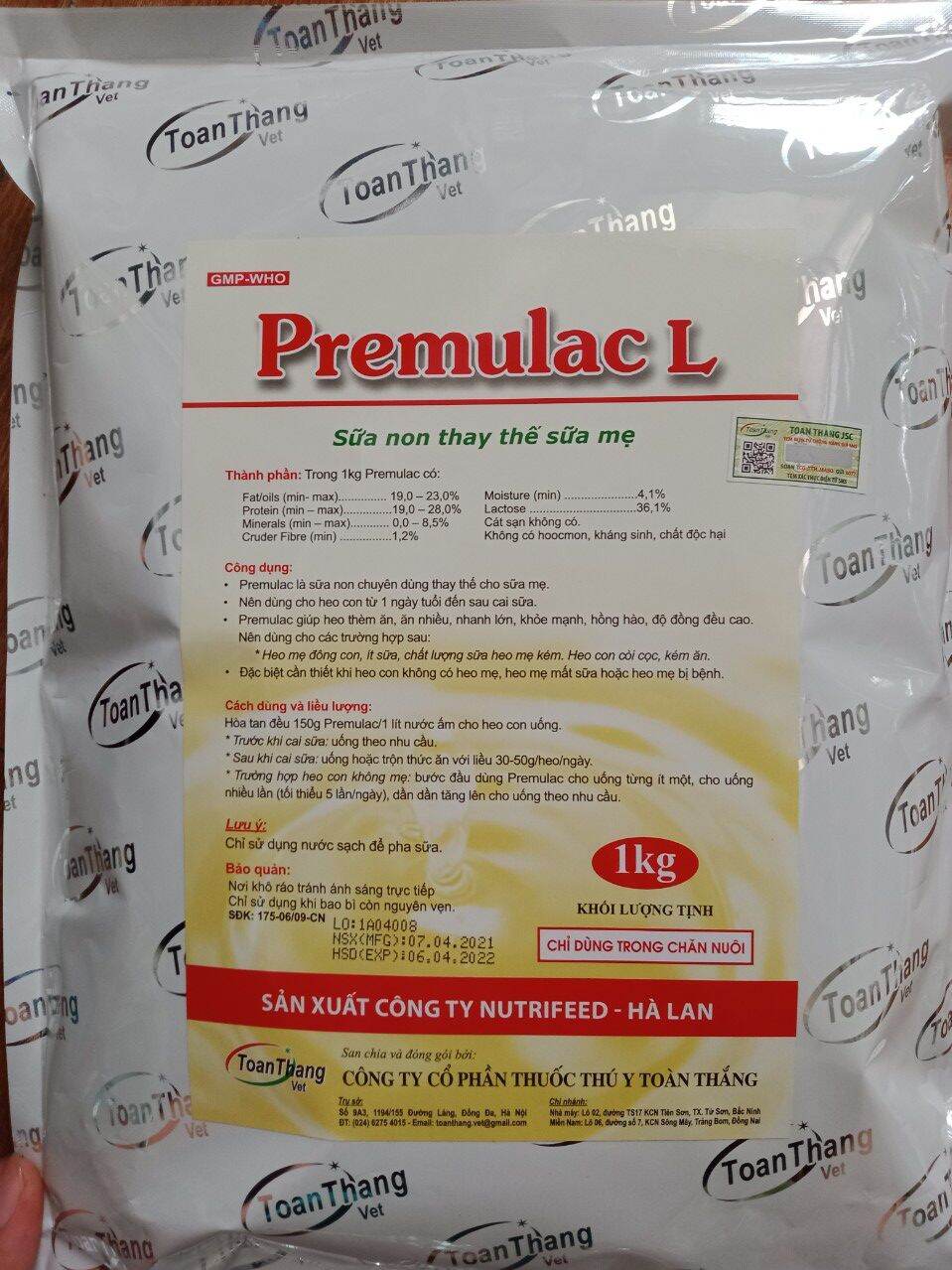 Sữa non cho dê, trâu bò, chó, lợn,dê, cừu (gói 1kg)