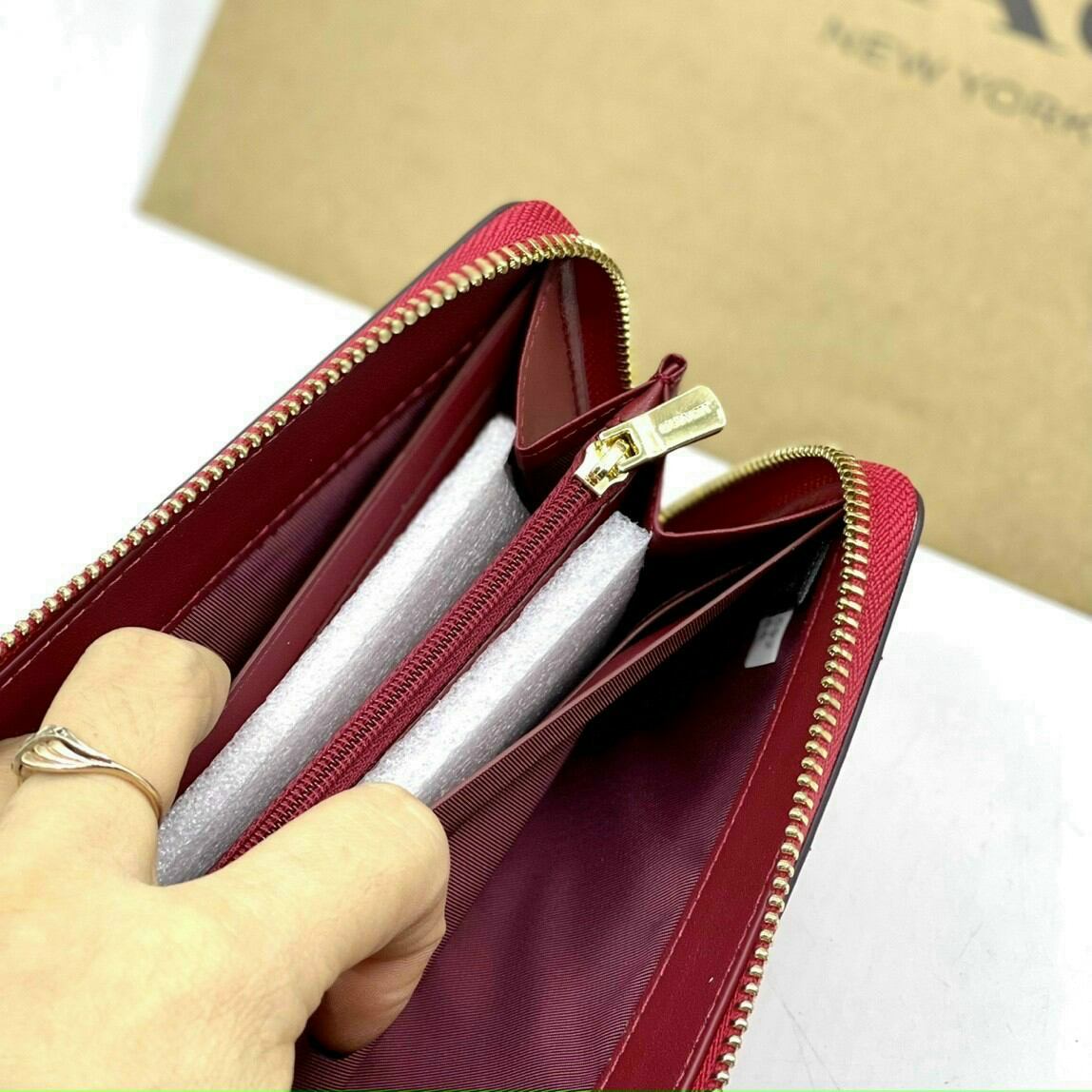 Ví C0*ACH ACCORDION ZIP WALLET da thật chuẩn xịn