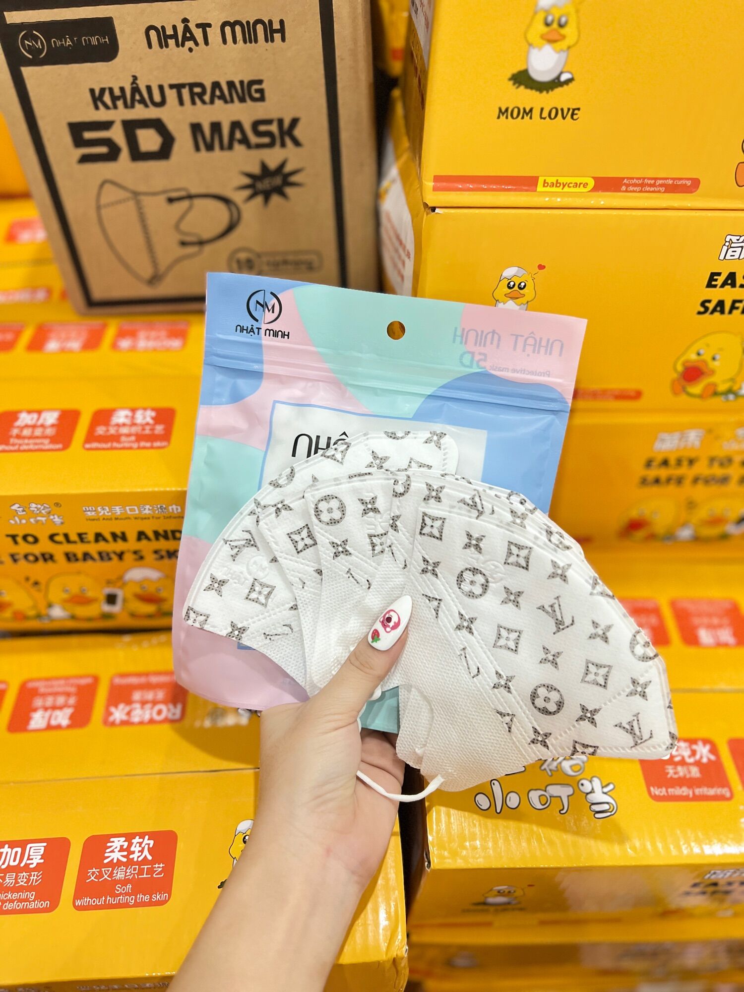 THÙNG 100 cái KHẨU TRANG 5D NHAT MINH HÌNH LVI